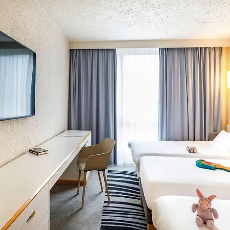 Hôtel Novotel Valenciennes Rouvignies Esterno foto
