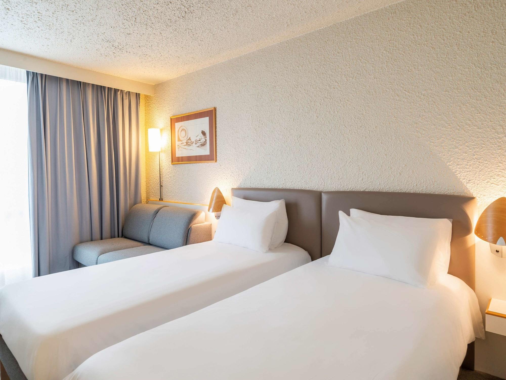 Novotel Valenciennes Hotel Rouvignies